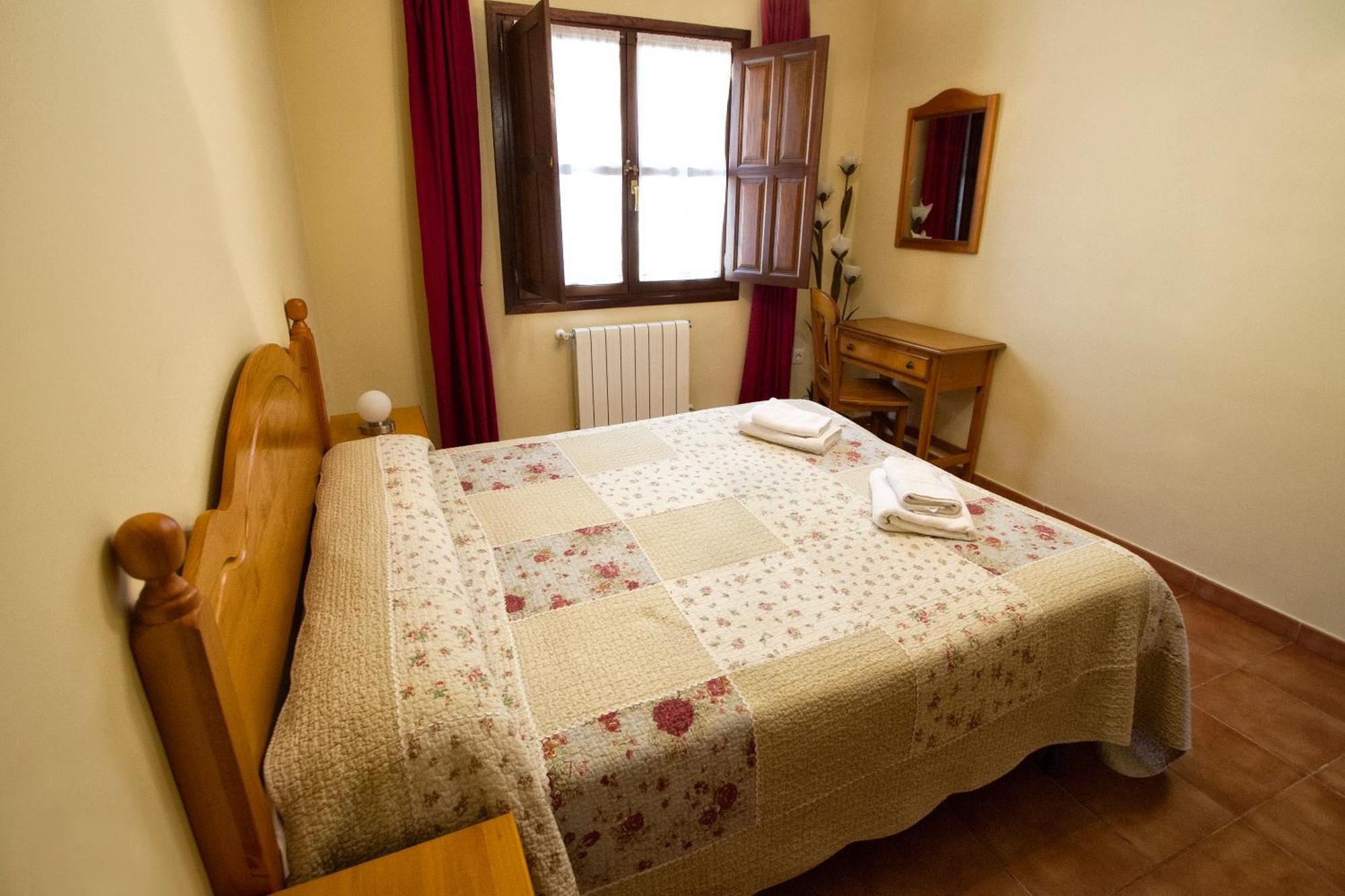Apartamentos Camin De Pelayo Las Rozas Quarto foto